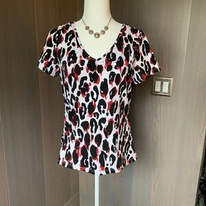 LAURA ASHLEY White w/Black&Red Tee & Bling S